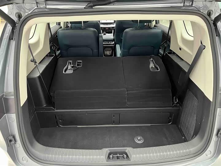 Фото 18 - Geely Jiaji