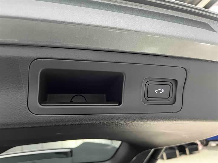 Фото 19 - Geely Jiaji