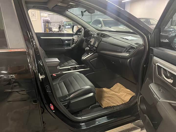 Фото 9 - Honda CR-V