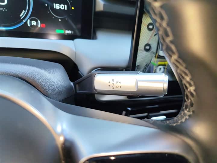 Фото 6 - GAC Aion Y