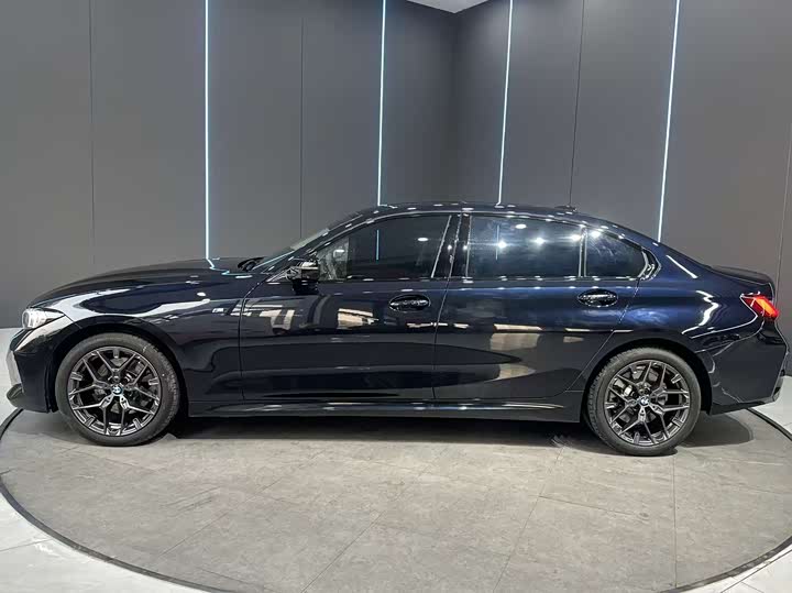 Фото 4 - BMW 3 Series