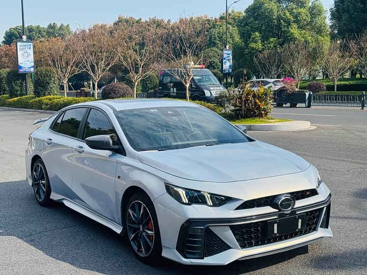 Фото 3 - GAC Trumpchi Empow R