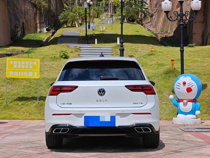 Фото 9 - Volkswagen Golf