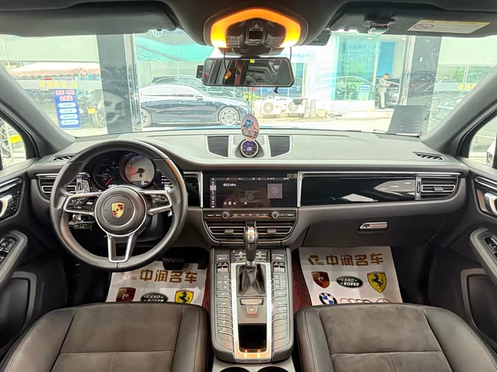 Фото 6 - Porsche Macan