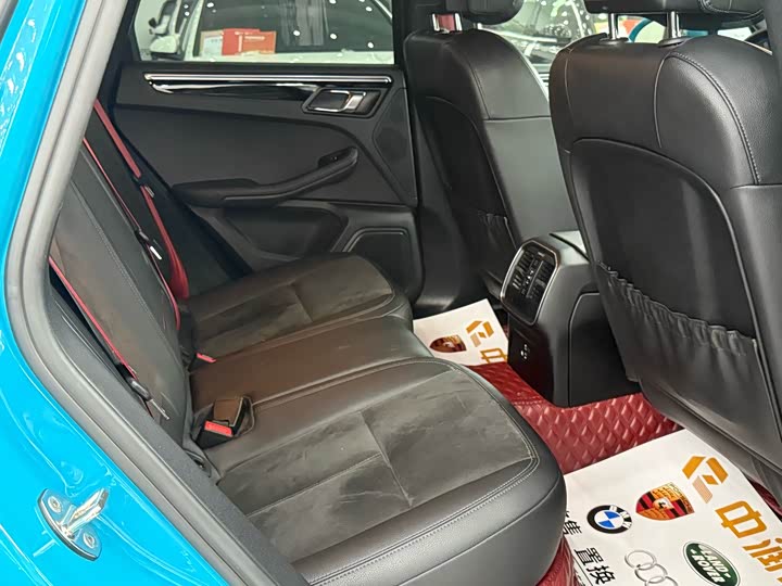 Фото 9 - Porsche Macan