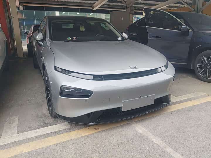 Фото 3 - XPeng P7