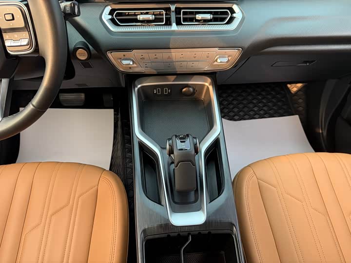 Фото 13 - Haval H5