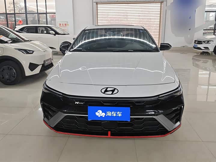 Фото 2 - Hyundai Elantra N line