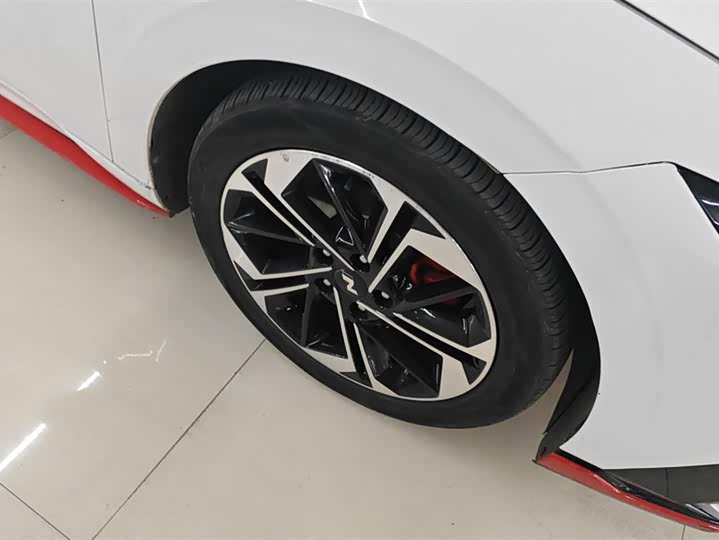 Фото 6 - Hyundai Elantra N line