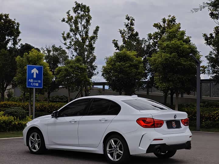 Фото 5 - BMW 1 Series