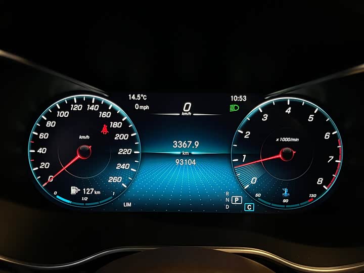 Фото 22 - Mercedes-Benz GLC-Class