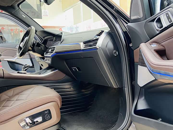 Фото 12 - BMW X5