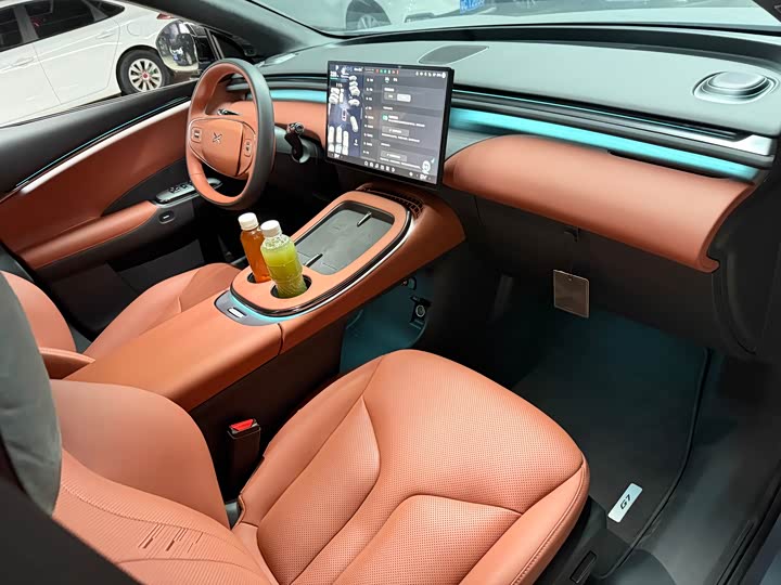 Фото 11 - XPeng G7