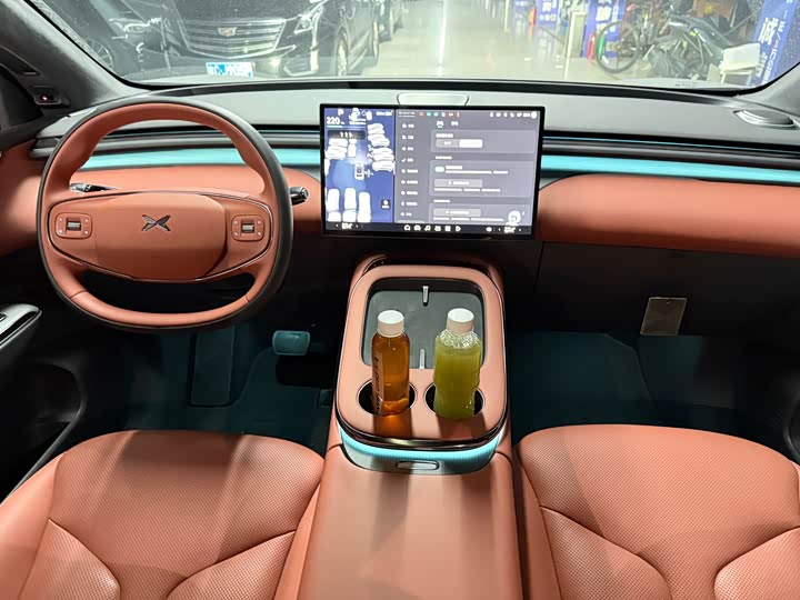 Фото 9 - XPeng G7