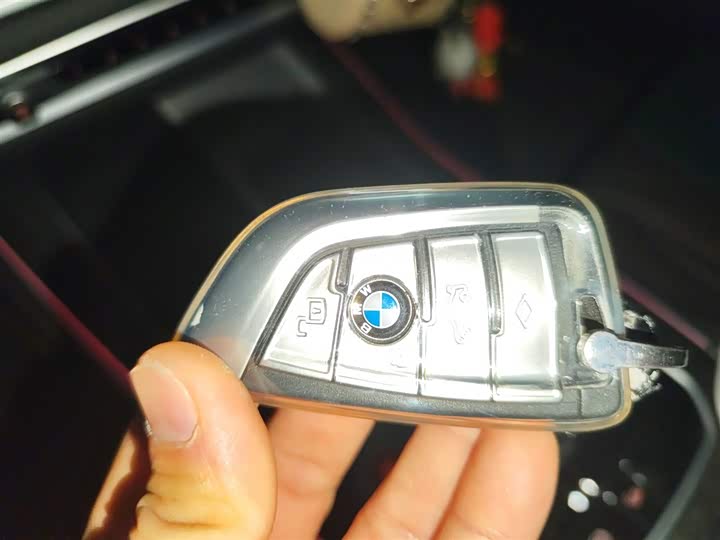 Фото 12 - BMW X5