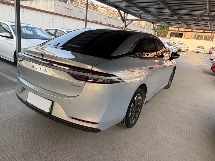 Фото 10 - GAC Aion S Plus