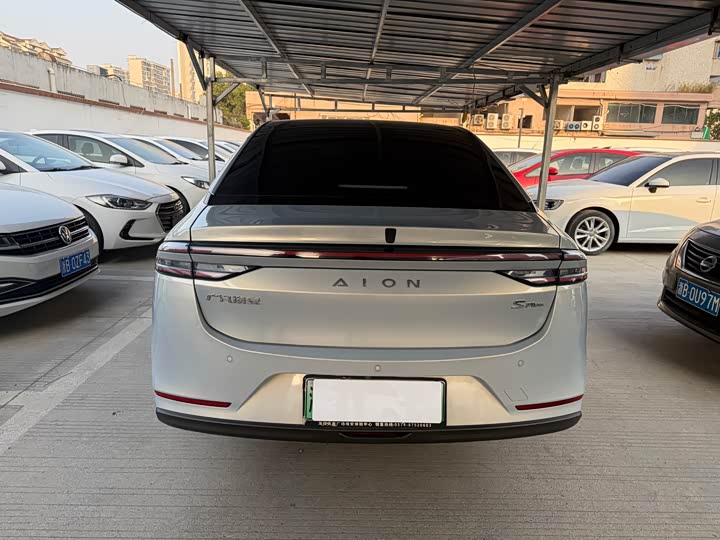 Фото 11 - GAC Aion S Plus