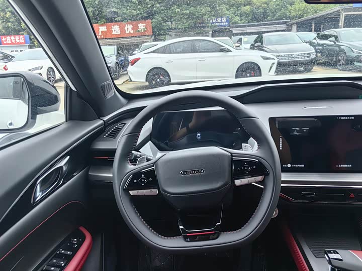 Фото 22 - Changan Oshan Z6