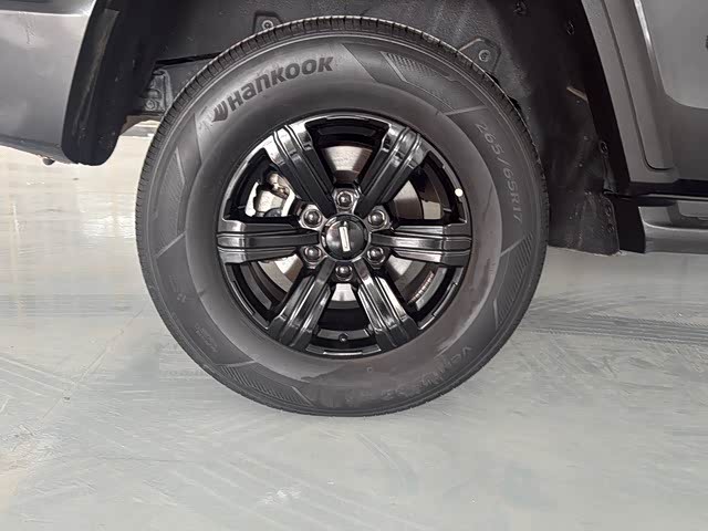 Фото 11 - Tank 300