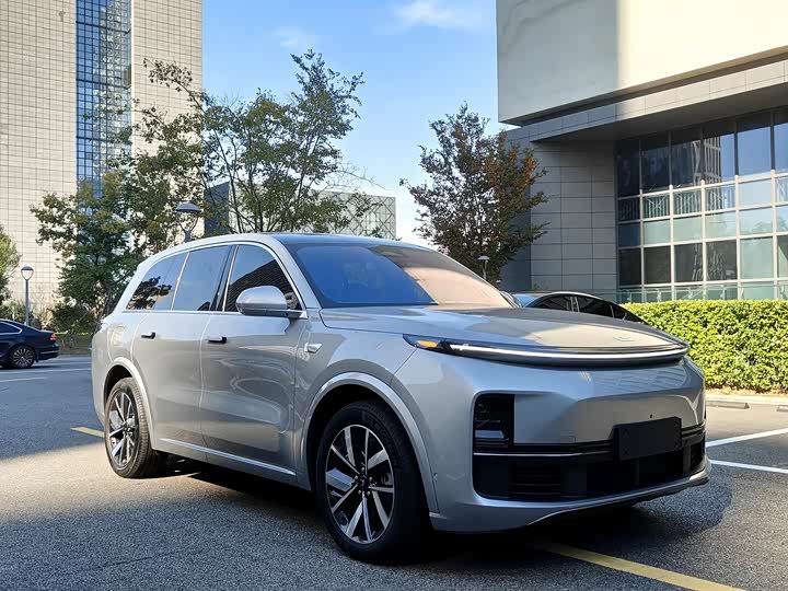 Фото 3 - LiXiang L8