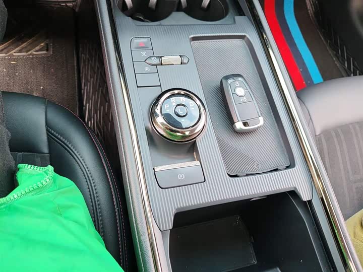 Фото 14 - Ford Mondeo