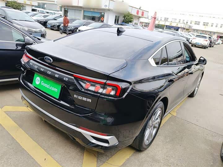 Фото 7 - Ford Mondeo