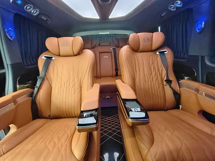 Фото 8 - Mercedes-Benz Vito