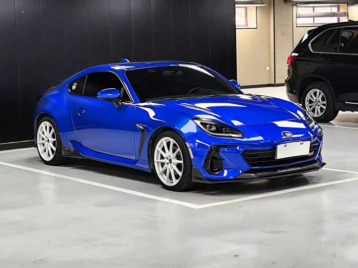 Фото 3 - Subaru BRZ