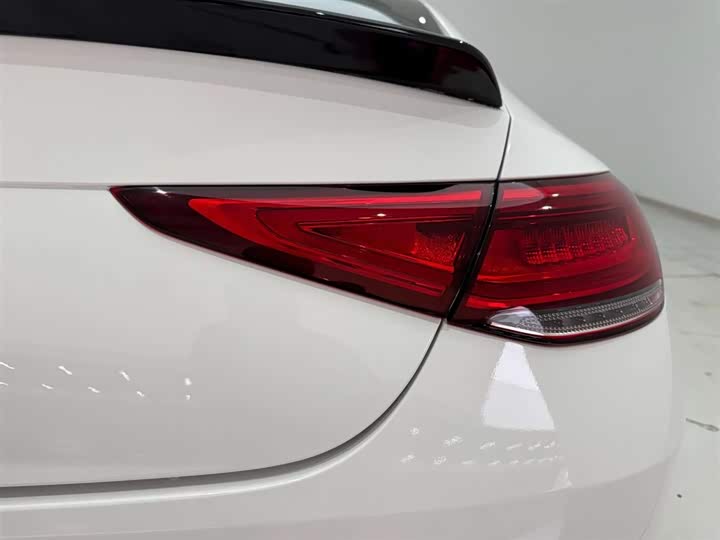 Фото 11 - Mercedes-Benz CLS-Class