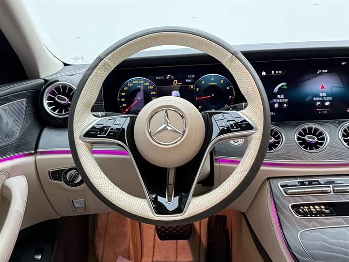 Фото 29 - Mercedes-Benz CLS-Class