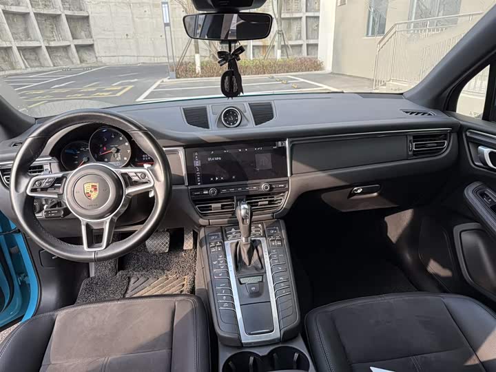 Фото 9 - Porsche Macan