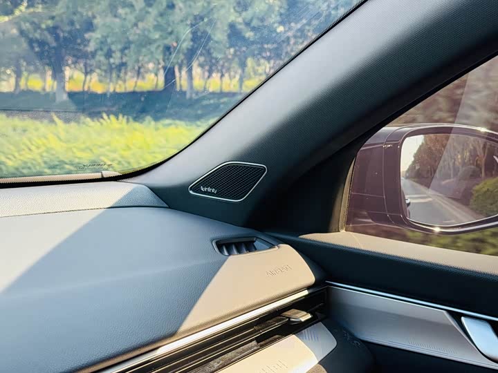 Фото 14 - Geely Preface