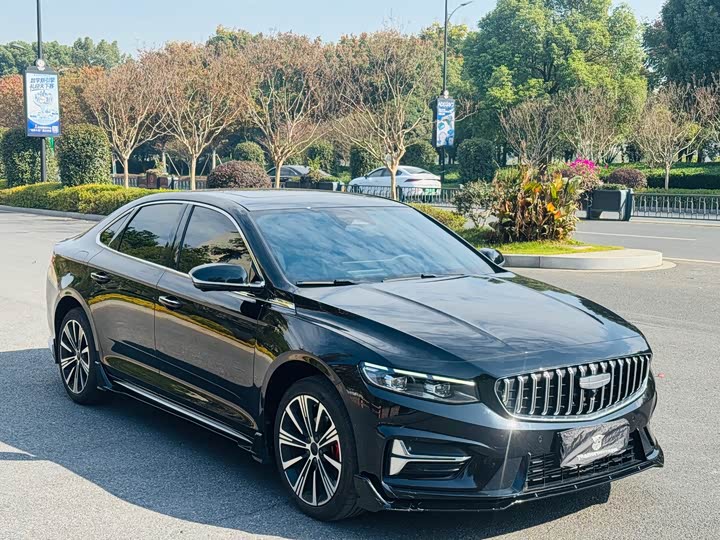 Фото 3 - Geely Preface