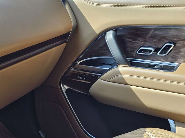 Фото 22 - Land Rover Range Rover