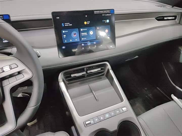 Фото 13 - BYD Qin Plus