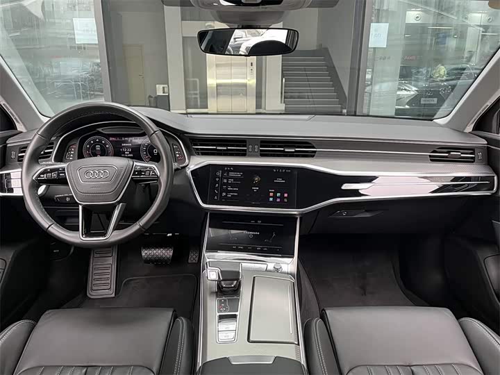 Фото 6 - Audi A6L