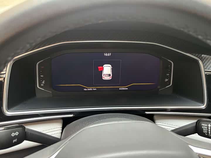 Фото 8 - Volkswagen Tiguan L Pro