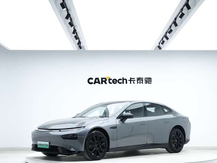 Фото 1 - XPeng P7