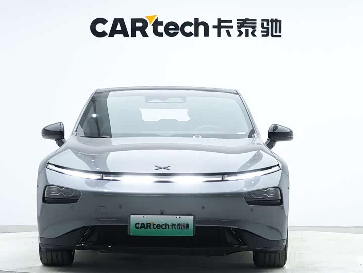 Фото 2 - XPeng P7