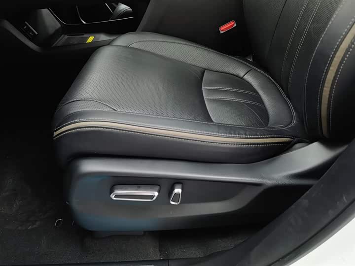 Фото 20 - Honda Avancier