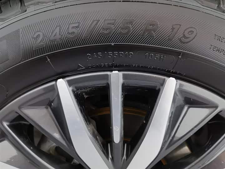 Фото 24 - Honda Avancier