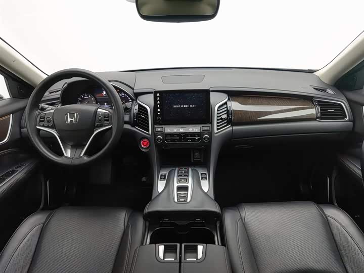 Фото 5 - Honda Avancier