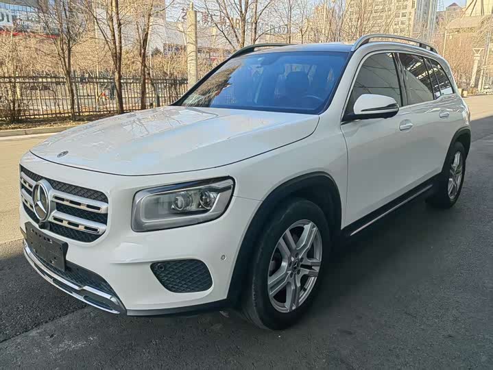 Фото 1 - Mercedes-Benz GLB-Class