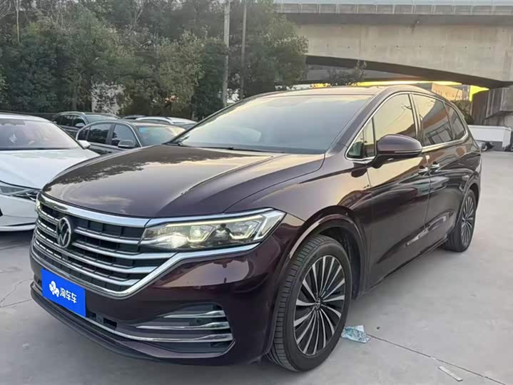 Фото 1 - Volkswagen Viloran