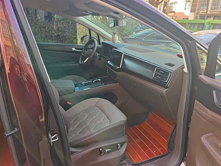 Фото 8 - Volkswagen Viloran