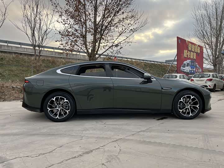 Фото 7 - XPeng P7