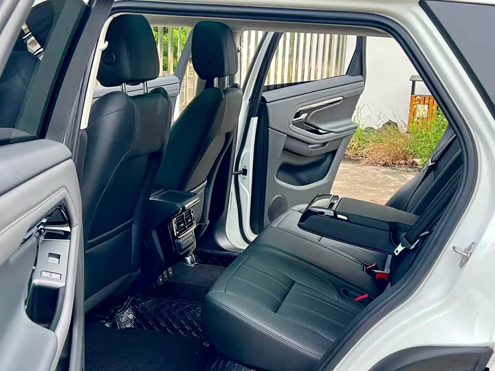 Фото 12 - Land Rover Range Rover Evoque L Hybrid