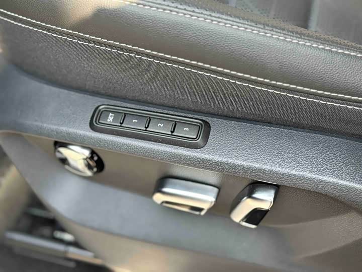 Фото 12 - Volkswagen Talagon