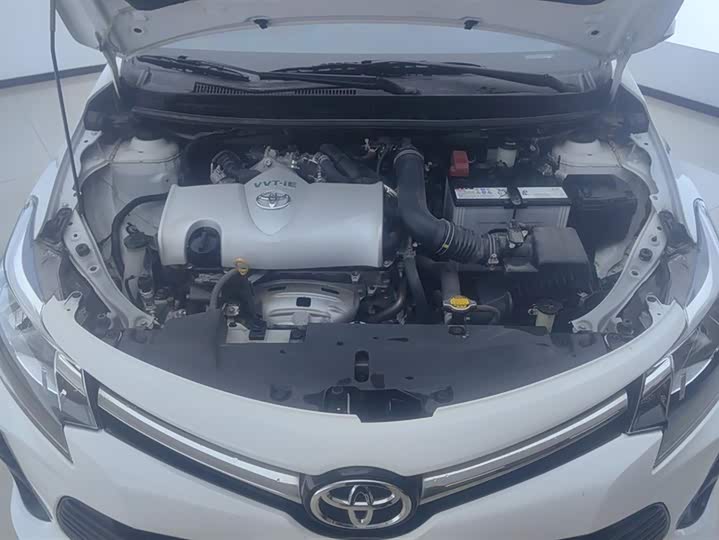 Фото 10 - Toyota Vios