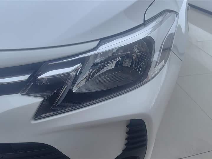 Фото 5 - Toyota Vios